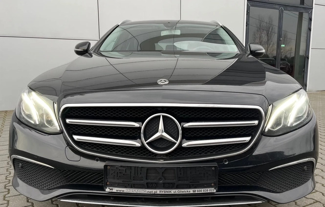Mercedes-Benz Klasa E cena 129899 przebieg: 186954, rok produkcji 2020 z Rybnik małe 781